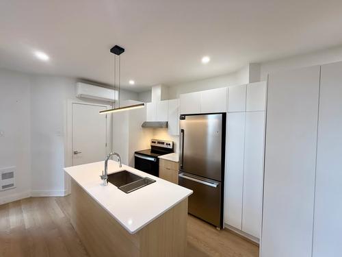 4 bedrooms apartment for rent in Montreal - Mercier–Hochelaga-Maisonneuve — photo 3
