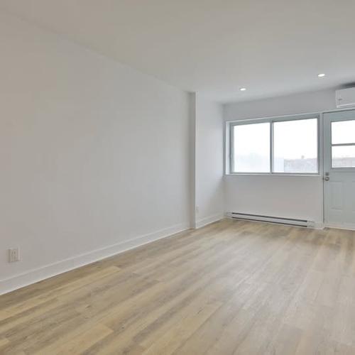Appartement de 2 chambres à louer à Montreal - Villeray–Saint-Michel–Parc-Extension — photo 2