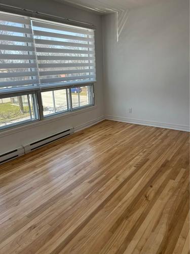 3 bedrooms apartment for rent in Laval — photo 3
