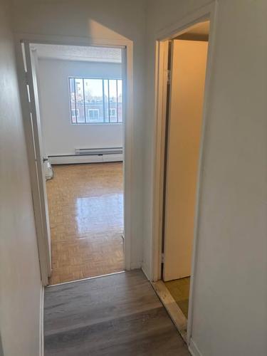 1 bedroom apartment for rent in Montreal - Saint-Laurent — photo 7