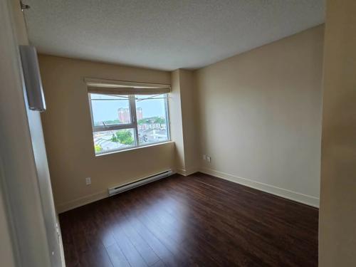 3 bedrooms apartment for rent in Laval — photo 4