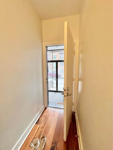 5 bedrooms apartment for rent in Montréal — photo 4