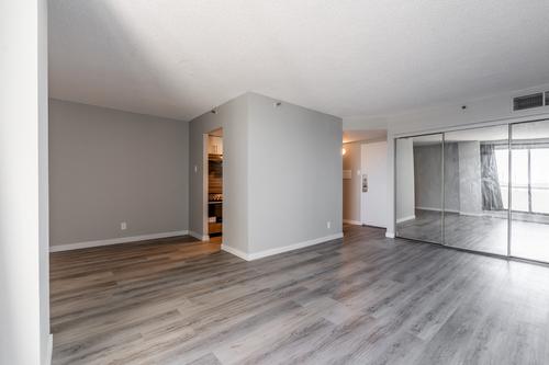 2 bedrooms apartment for rent in Montreal - Ville-Marie — photo 8