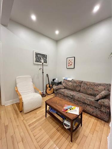 2 bedrooms apartment for rent in Montreal - Le Plateau-Mont-Royal — photo 11