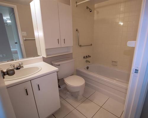 Studio for rent in Sherbrooke — photo 6