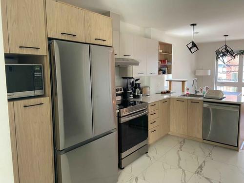 3 bedrooms apartment for rent in Québec - La Cité-Limoilou — photo 2