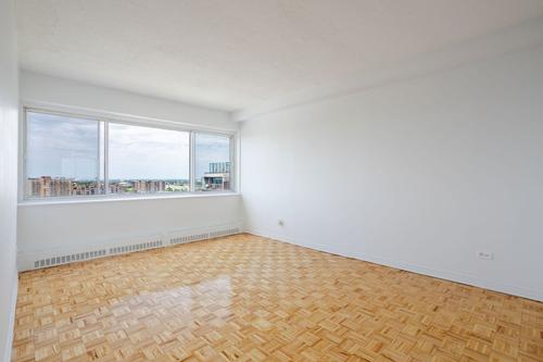 1 bedroom apartment for rent in Montreal - Saint-Laurent — photo 5