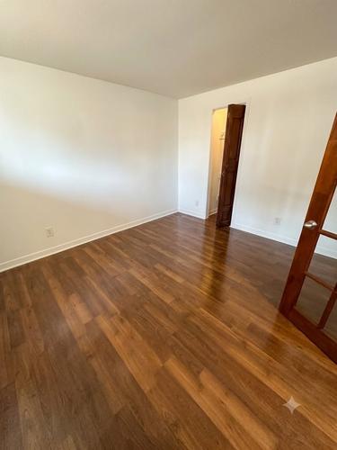 2 bedrooms apartment for rent in Sherbrooke — photo 4