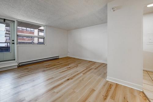 Studio for rent in Québec - Sainte-Foy–Sillery–Cap-Rouge — photo 3