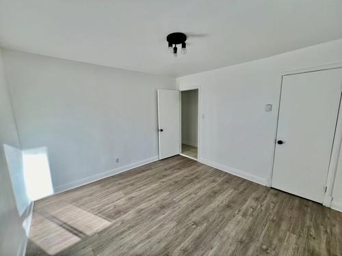 2 bedrooms apartment for rent in Sherbrooke — photo 8