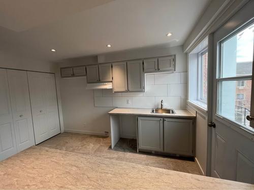 2 bedrooms apartment for rent in Laval — photo 5