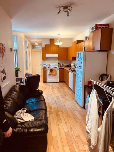 5 bedrooms apartment for rent in Montreal - Le Plateau-Mont-Royal — photo 2