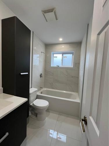 3 bedrooms apartment for rent in Laval — photo 11