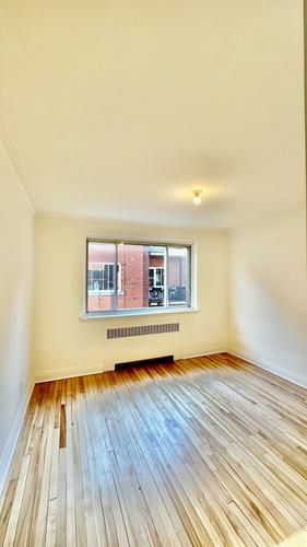 2 bedrooms apartment for rent in Montréal — photo 11