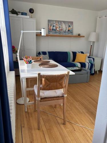 2 bedrooms apartment for rent in Sherbrooke — photo 4