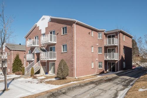 2 bedrooms apartment for rent in Sherbrooke — photo 17