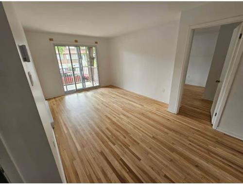 2 bedrooms apartment for rent in Laval — photo 2
