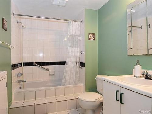 2 bedrooms apartment for rent in Laval — photo 11