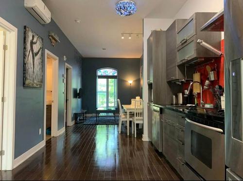 2 bedrooms apartment for rent in Montreal - Ville-Marie — photo 2