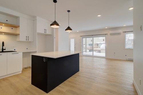 3 bedrooms apartment for rent in Sherbrooke — photo 9
