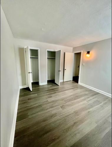 2 bedrooms apartment for rent in Sherbrooke — photo 3