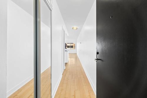 Studio for rent in Montreal - Ville-Marie — photo 4