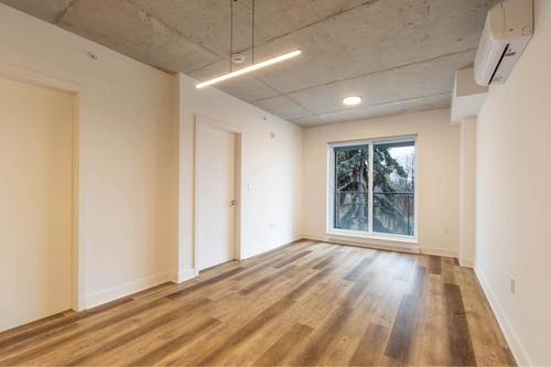 Appartement de 1 chambre à louer à Montreal - Saint-Laurent — photo 2