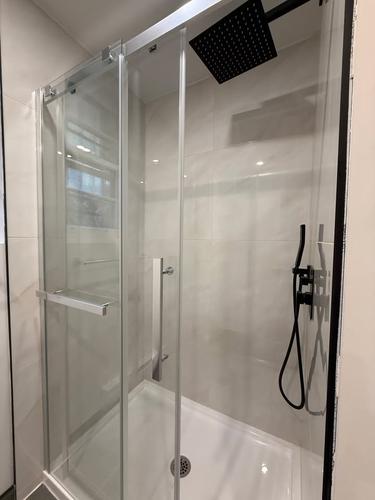 4 bedrooms apartment for rent in Montreal - Le Plateau-Mont-Royal — photo 7