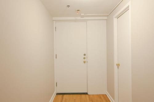 Appartement de 3 chambres à louer à Montreal - Ville-Marie — photo 3