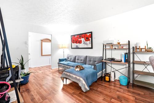 3 bedrooms apartment for rent in Sherbrooke — photo 2