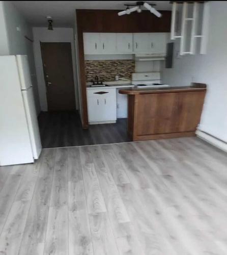Studio for rent in Sherbrooke — photo 2