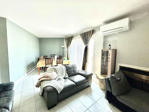 2 bedrooms apartment for rent in Laval — photo 9