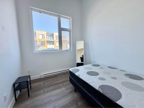 4 bedrooms apartment for rent in Montreal - Ville-Marie — photo 7