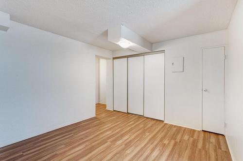 4 bedrooms apartment for rent in Montreal - Le Plateau-Mont-Royal — photo 10