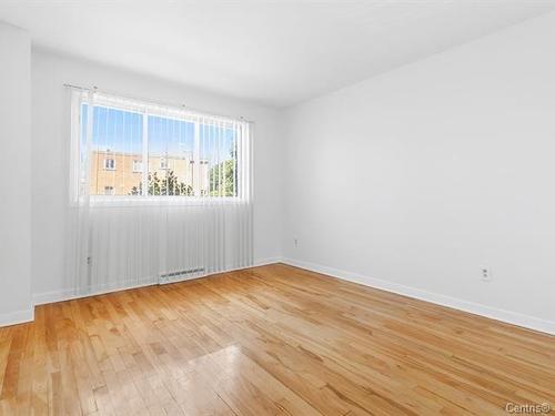 3 bedrooms apartment for rent in Laval — photo 9