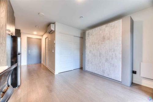 Studio à louer à Laval — photo 9