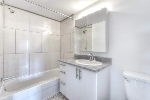 1 bedroom apartment for rent in Montreal - Saint-Laurent — photo 2