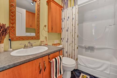2 bedrooms apartment for rent in Laval — photo 13