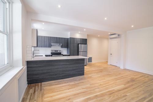 2 bedrooms apartment for rent in Montreal - Ville-Marie — photo 4