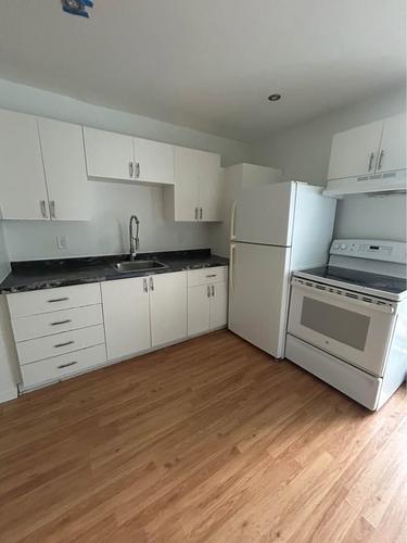 2 bedrooms apartment for rent in Montreal - Ville-Marie — photo 16