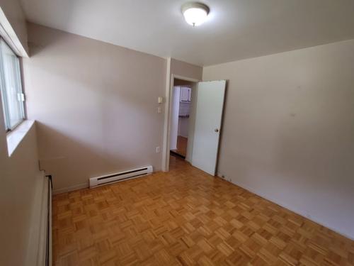 2 bedrooms apartment for rent in Laval — photo 11