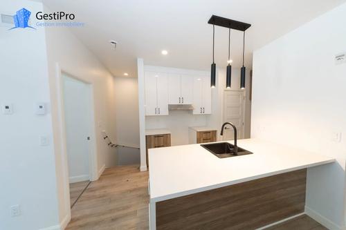 Appartement de 3 chambres à louer à Québec - La Cité-Limoilou — photo 3