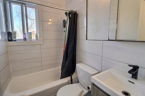 3 bedrooms apartment for rent in Québec - Sainte-Foy–Sillery–Cap-Rouge — photo 2