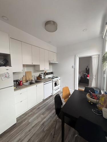 5 bedrooms apartment for rent in Montreal - Le Plateau-Mont-Royal — photo 2