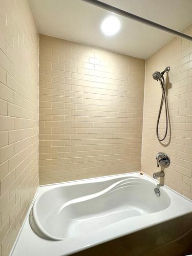 2 bedrooms apartment for rent in Montreal - Le Plateau-Mont-Royal — photo 16