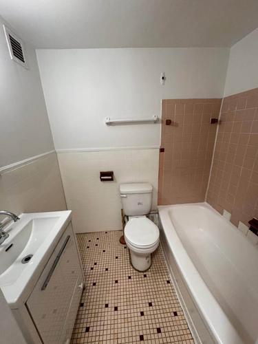 1 bedroom apartment for rent in Montreal - Saint-Laurent — photo 4