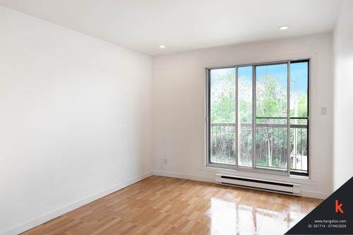 2 bedrooms apartment for rent in Laval — photo 9