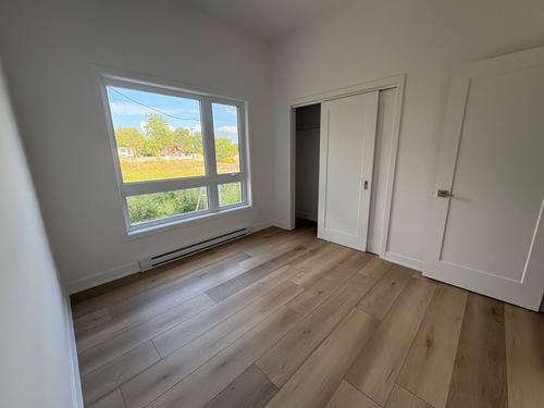 2 bedrooms apartment for rent in Laval — photo 10