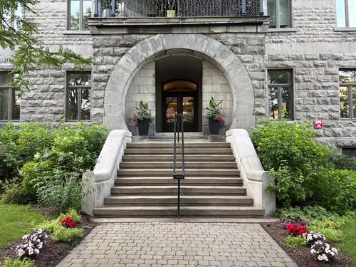 2 bedrooms apartment for rent in Montreal - Le Plateau-Mont-Royal — photo 2