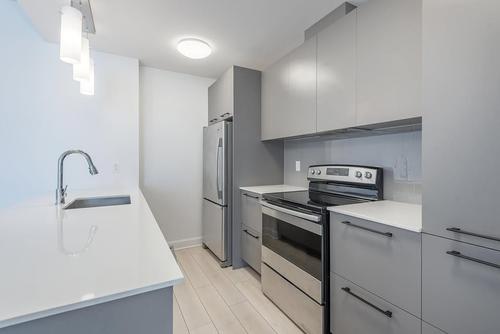 2 bedrooms apartment for rent in Laval — photo 6